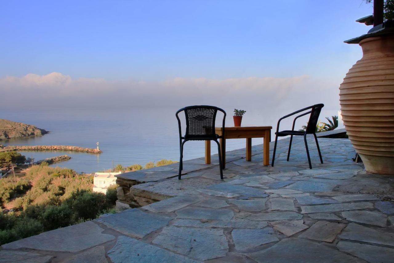 Cozy Guesthouse - Agios Romanos 외부 사진